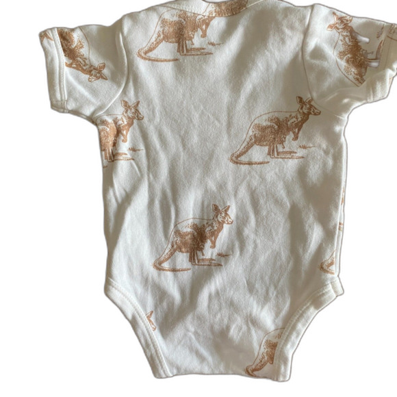 Kate Quinn Kangaroo Bodysuit Newborn - Picture 2 of 9